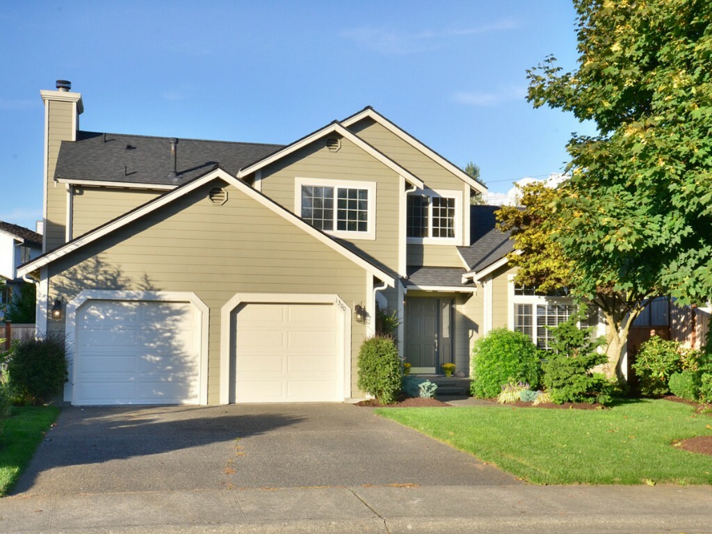 Property Photo:  1300 SW 348th St  WA 98023 