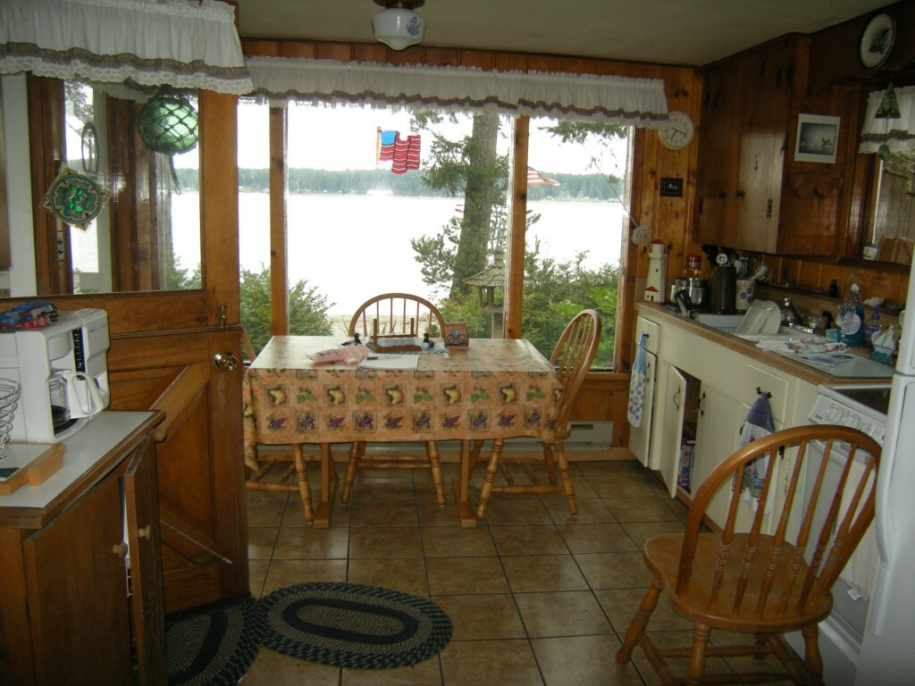 Property Photo:  180 E Rocky Point Lane  WA 98528 