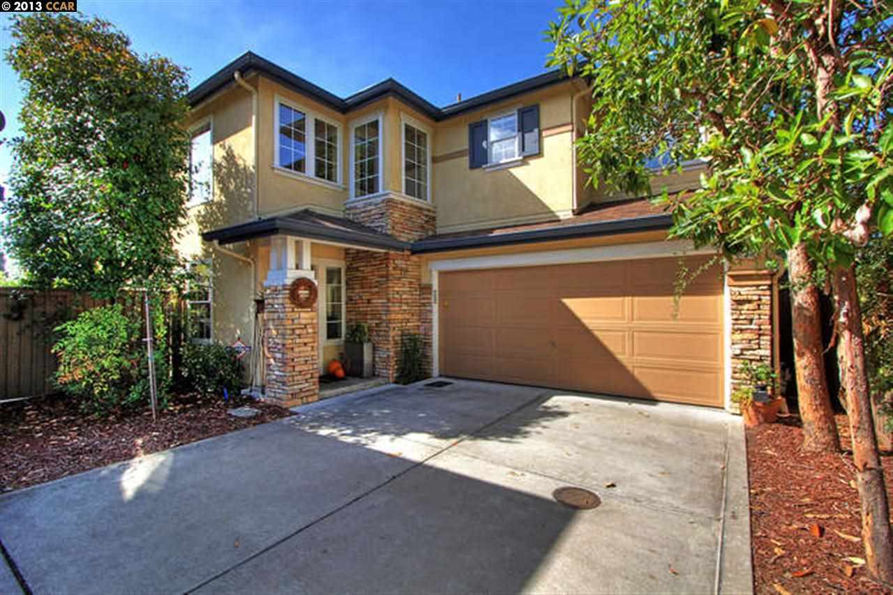 Property Photo:  9 Hercules Ct  CA 94501-6408 