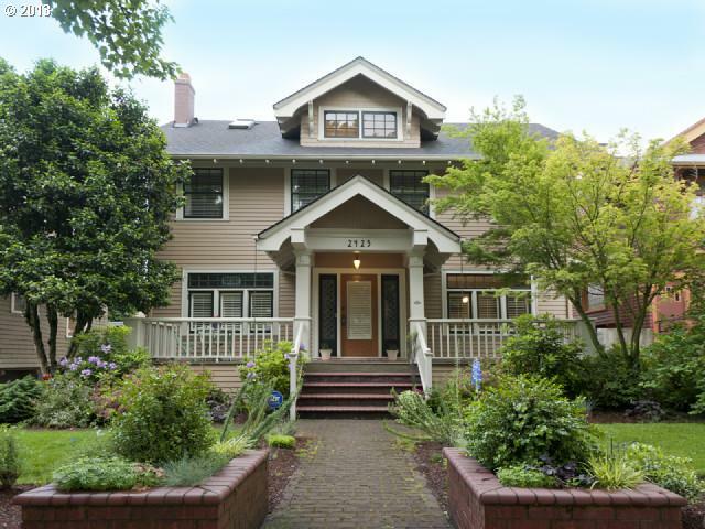 Property Photo:  2425 NE 15th Ave  OR 97212 