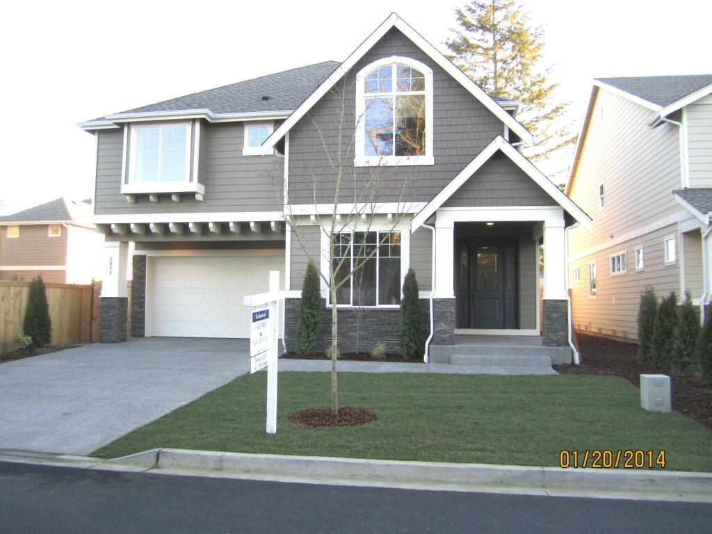 Property Photo: 5023 NE 8th St WA 98059