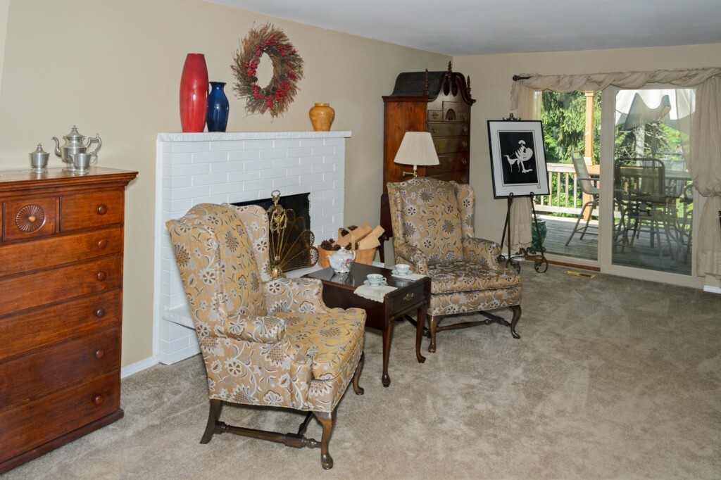 Property Photo: 18504 NE 21st St WA 98052