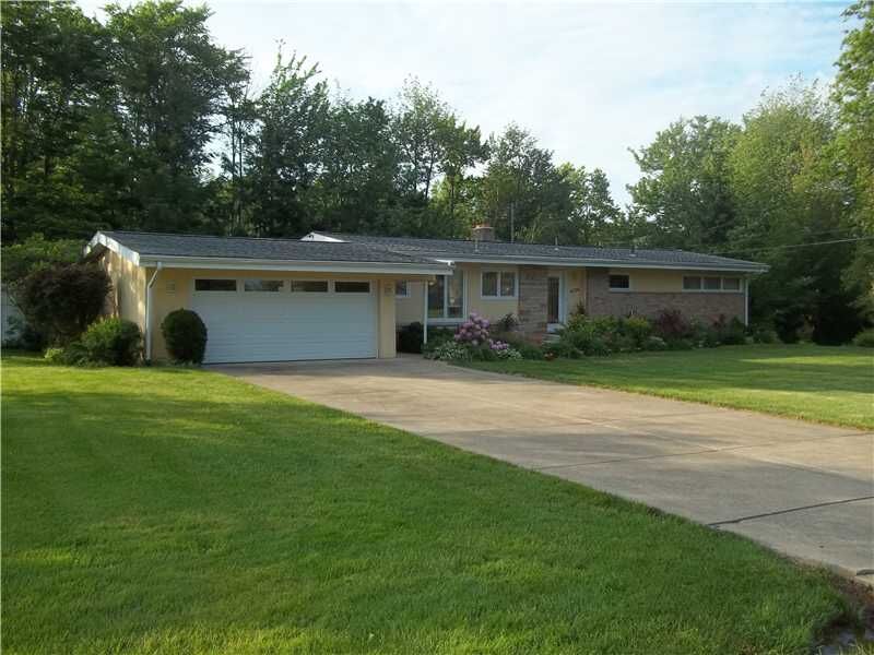 Property Photo: 4024 Dauphin Parkway PA 16506
