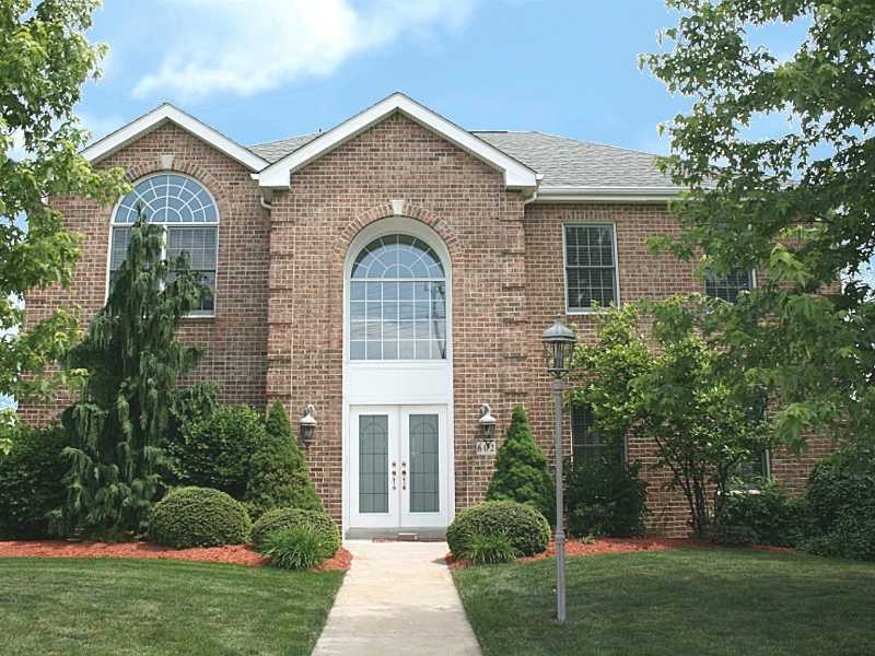 Property Photo:  602 Oak Tree Court  PA 15017 