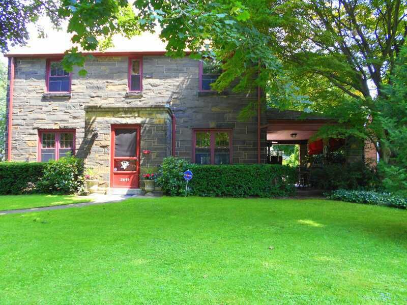 Property Photo: 2645 Orlando Place PA 15235