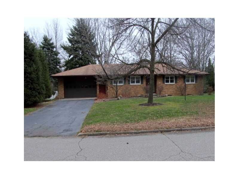 Property Photo:  521 Cunningham Drive  PA 16511 