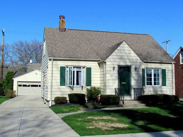 Property Photo:  2811 Oakwood Street  PA 16508 