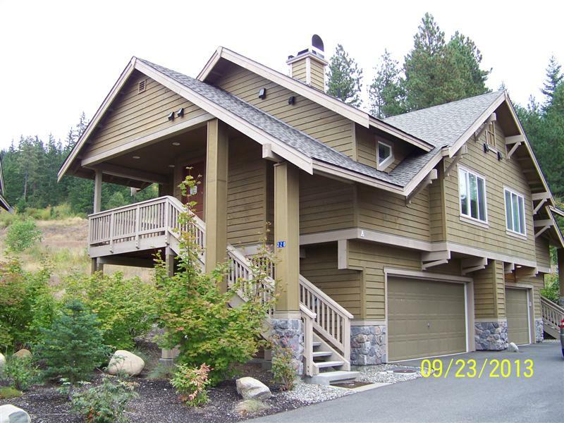 Property Photo:  220 Clearwater Loop A  WA 98940 