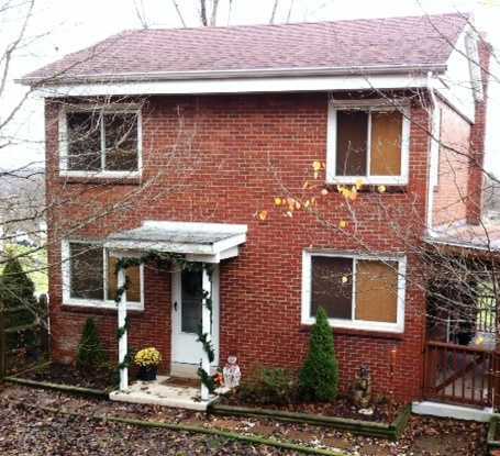 Property Photo:  2367 Wyland  PA 15101 