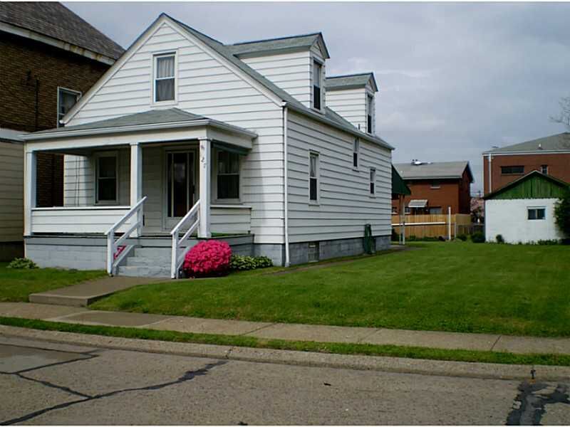 Property Photo:  127 2nd Street  PA 15225 