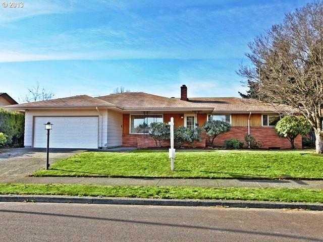 Property Photo:  341 NE 108th Pl  OR 97220 