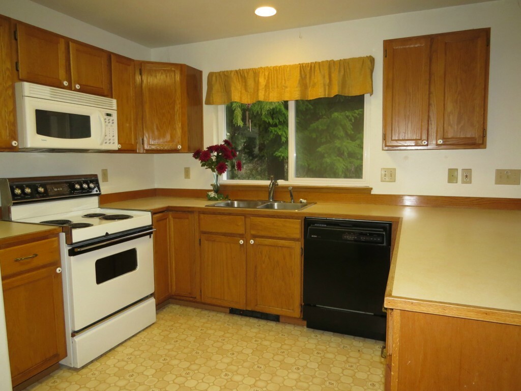 Property Photo:  170 SE McComb Wy  WA 98584 