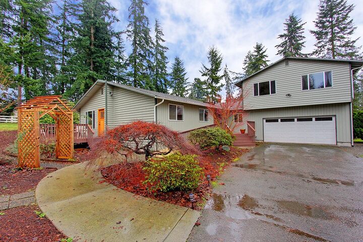 16012 162nd Place NE  Woodinville WA 98072 photo