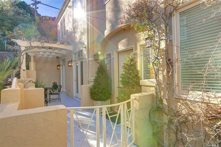 Property Photo: 551 San Rafael Avenue CA 94920