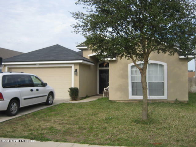 Property Photo:  2462 Creekfront Drive  FL 32043 