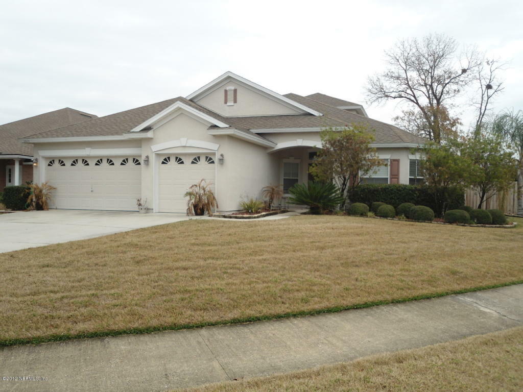 Property Photo: 2820 Pebblewood Lane FL 32065