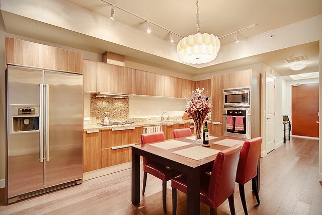 Property Photo: 1920 4th Ave 601 WA 98101