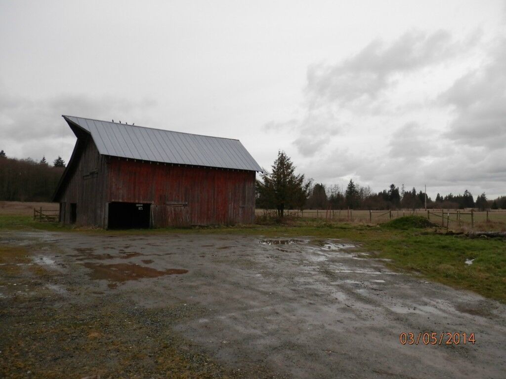 Property Photo:  32210 68th  Avenue NW  WA 98292 