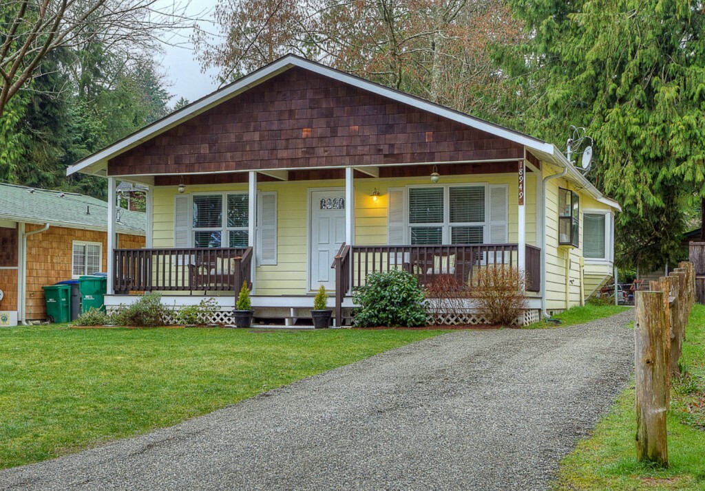 Property Photo:  18949 Harris Avenue NE  WA 98392 