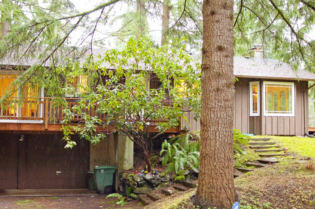 Property Photo:  21413 High Rock  Road  WA 98272 