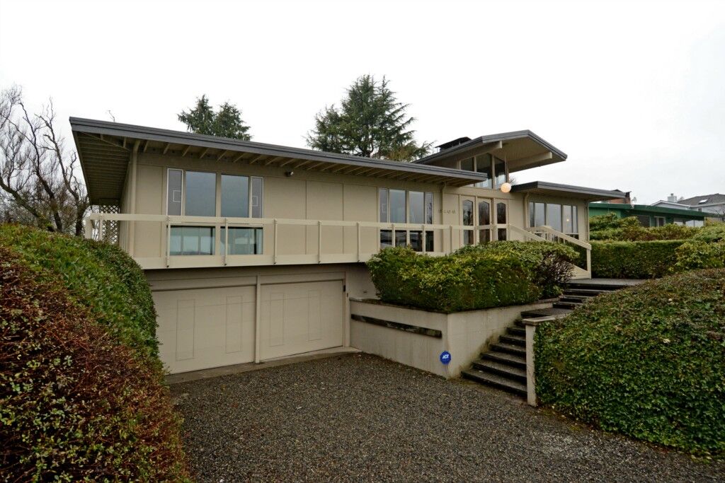 Property Photo:  5403 42nd Avenue W  WA 98199 