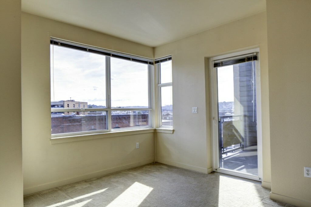 Property Photo: 5440 Leary Ave NW 413 WA 98107