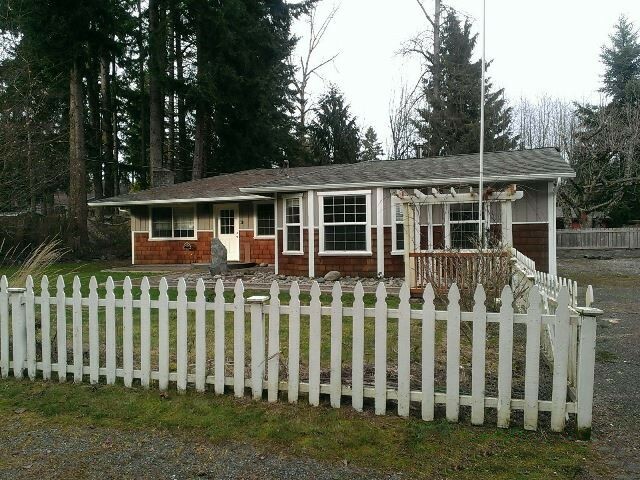 Property Photo:  7019 148th St E  WA 98375 