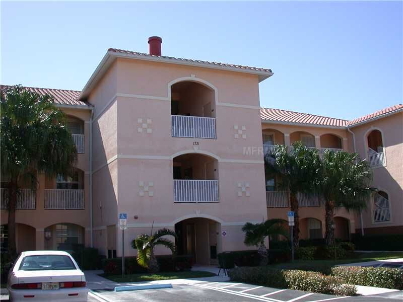Property Photo:  1731 Auburn Lakes Drive 33  FL 34292 