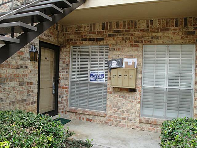 4409 Bellaire Drive  Fort Worth TX 76109 photo