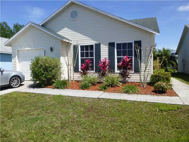 Property Photo:  4005 38th Street W  FL 34205 