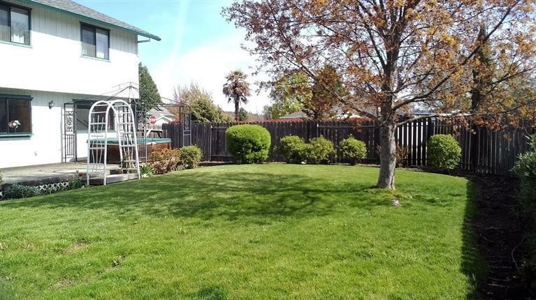 Property Photo: 3196 Springbrook OR 97504