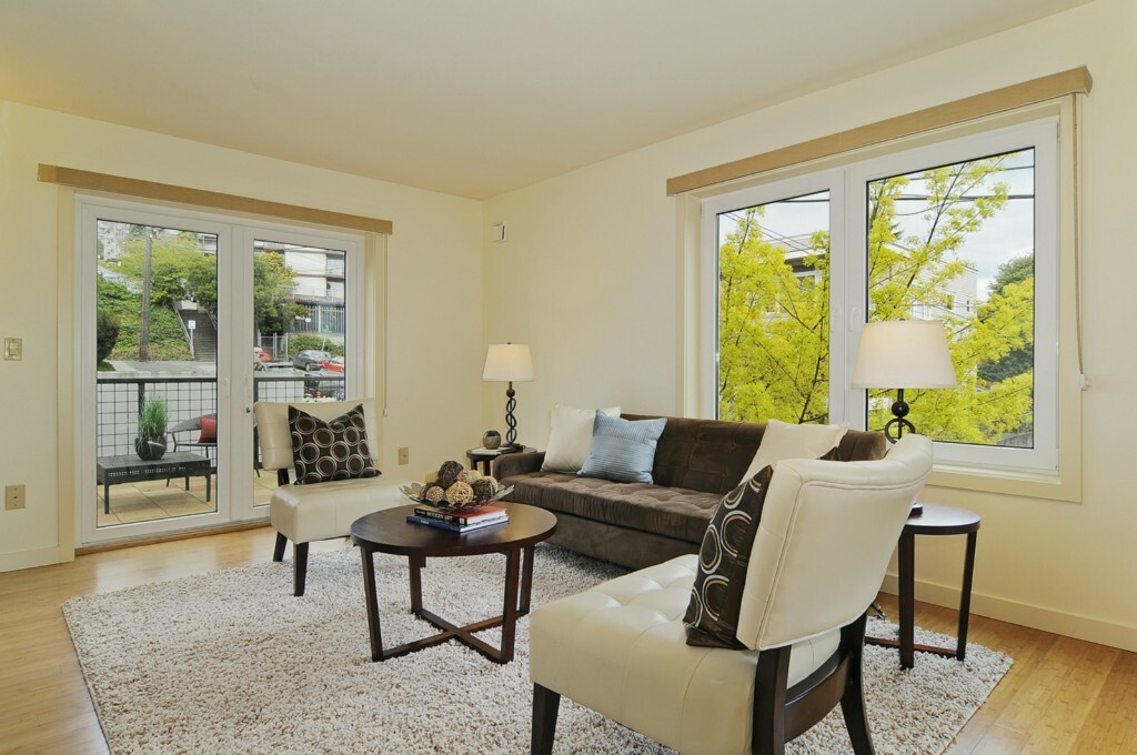 Property Photo: 701 1st Ave N 308 WA 98109