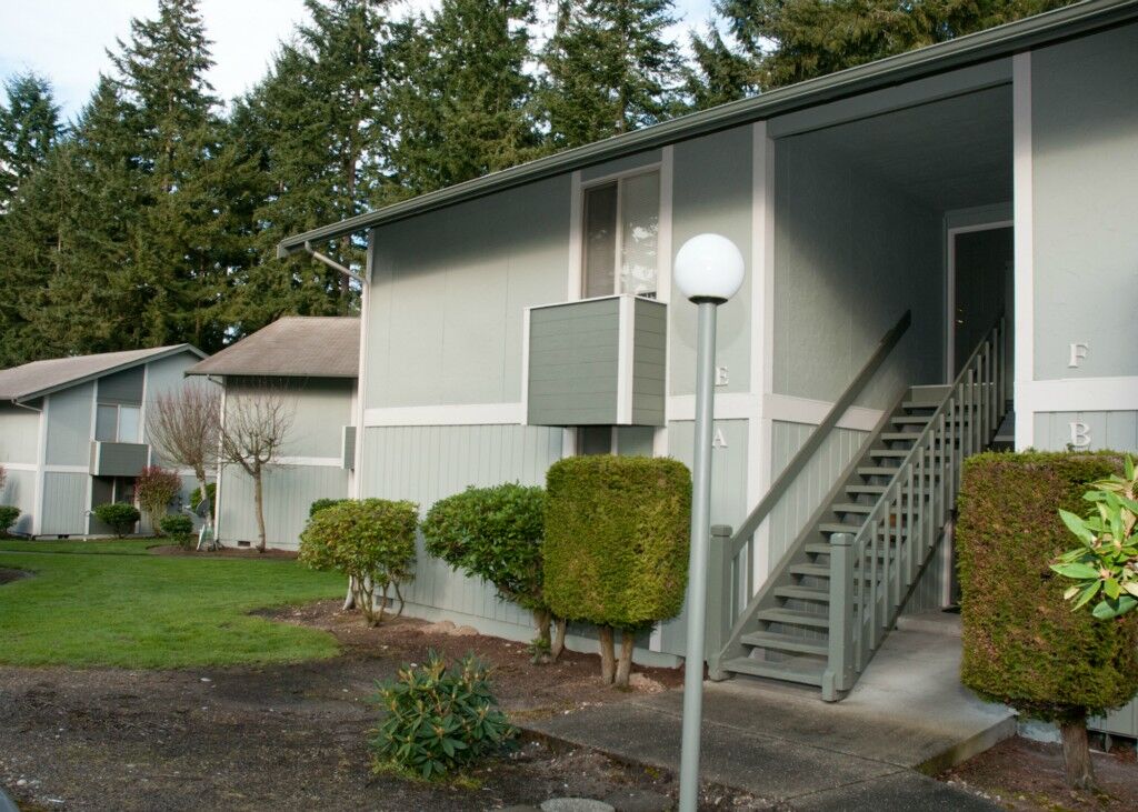 Property Photo:  113 S 340th St E  WA 98003 