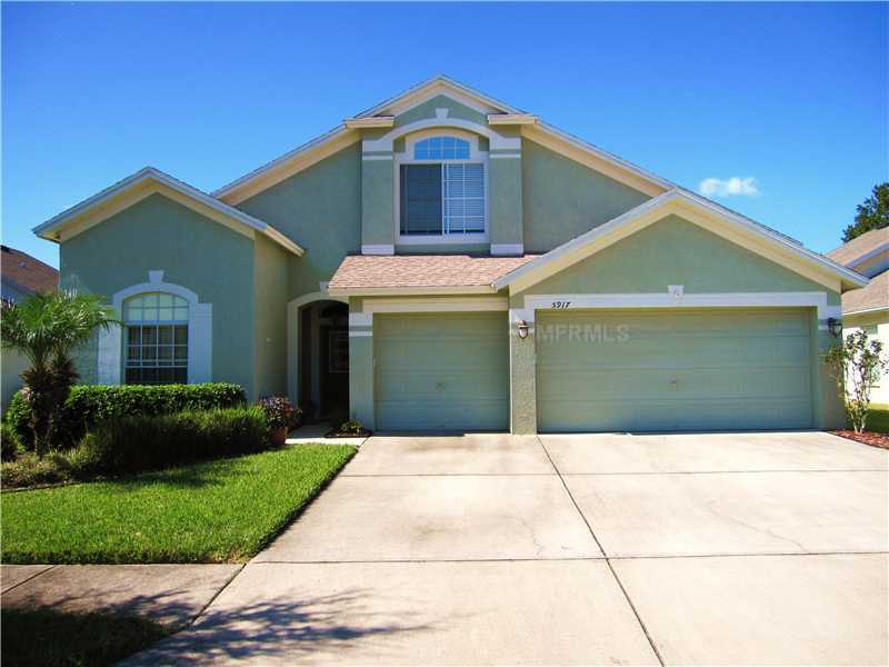 Property Photo:  5917 Wedgefield Drive  FL 33541 