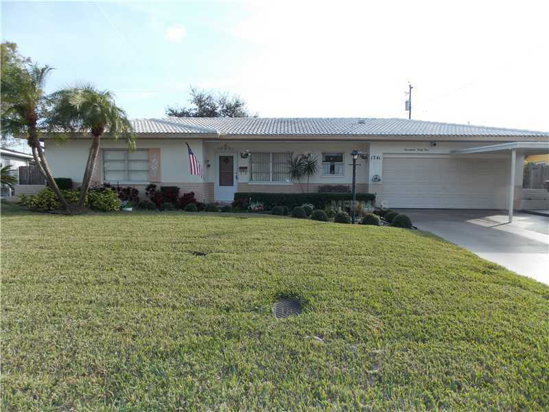 1741 42nd Way N  St Petersburg FL 33713 photo