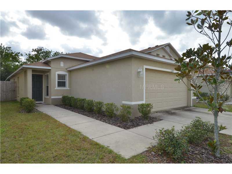 Property Photo:  6309 Cherry Blossom Trail  FL 33534 