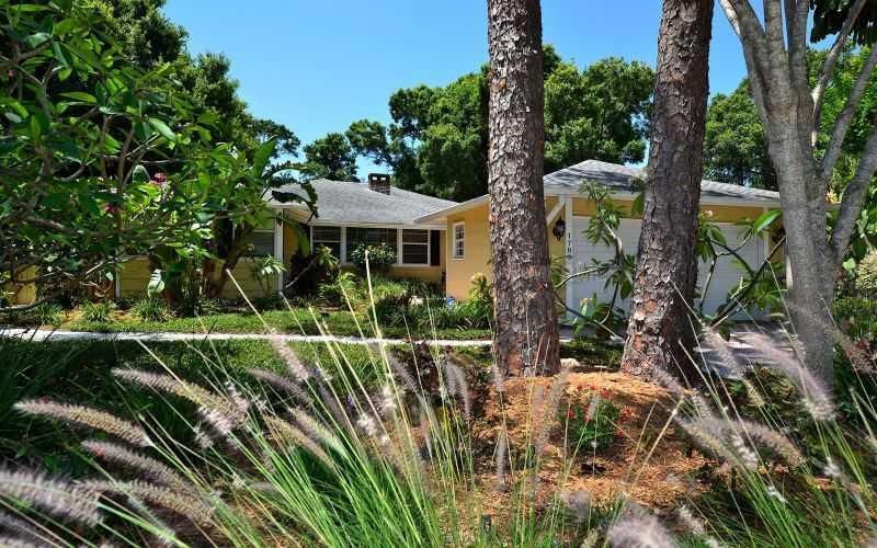 Property Photo:  1780 Floyd Street  FL 34239 