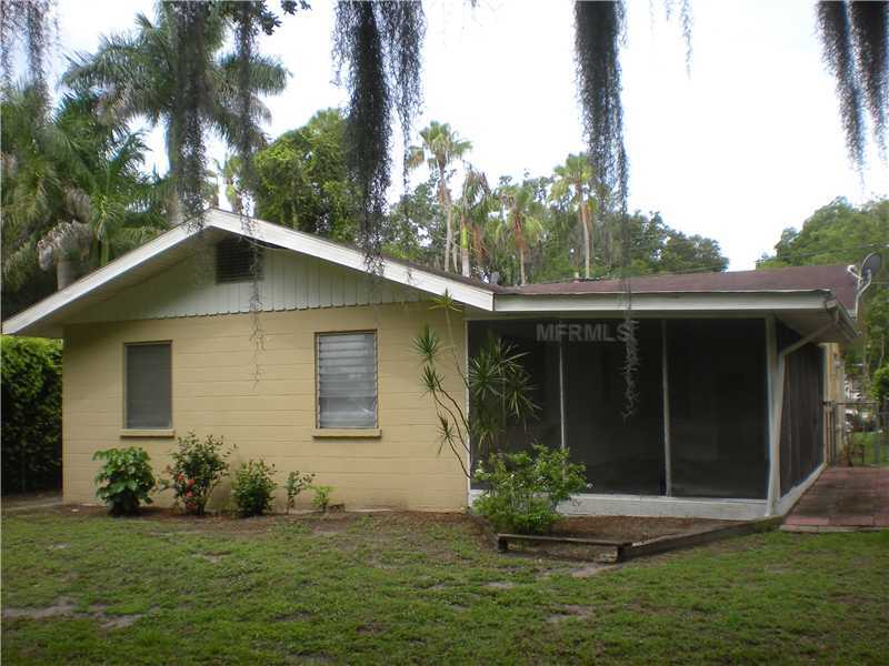 Property Photo: 1311 22nd Street W FL 34205