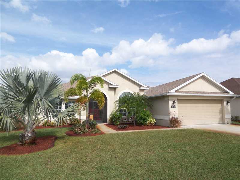 Property Photo:  14505 Edna Circle  FL 33981 