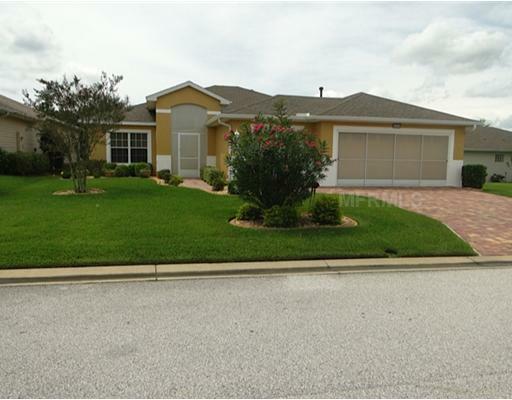 Property Photo:  20535 Queen Alexandra Drive  FL 34748 