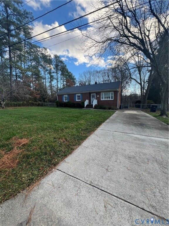 Property Photo:  6013 Stanbrook Drive  VA 23234 