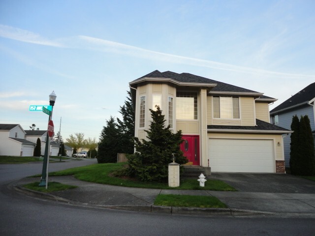 Property Photo: 25420 157th Ave SE WA 98042