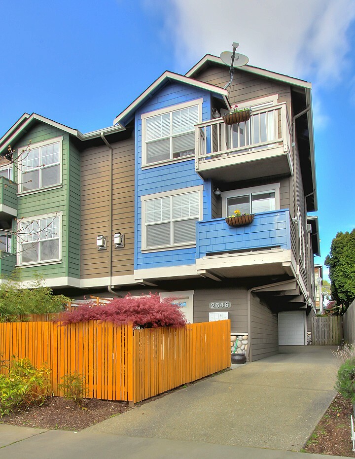 Property Photo:  2646 NW 56th St  WA 98107 