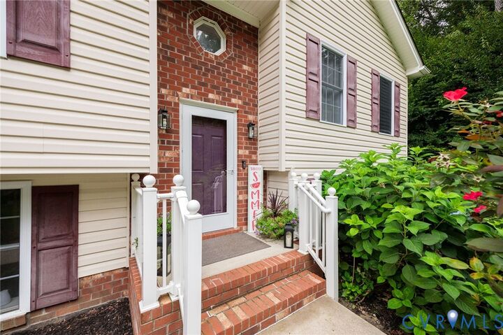 Property Photo: 12016 Shortleaf Road VA 22546