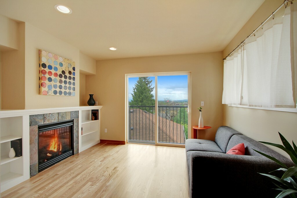 Property Photo:  4535 41st Ave SW C  WA 98116 