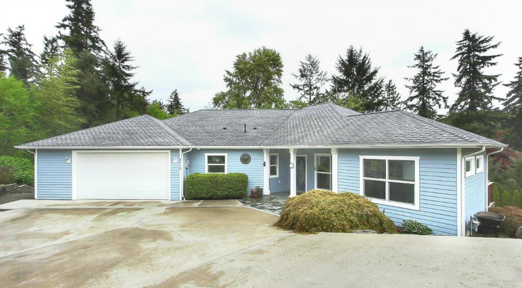 3819 15th Ave NW  Gig Harbor WA 98335 photo