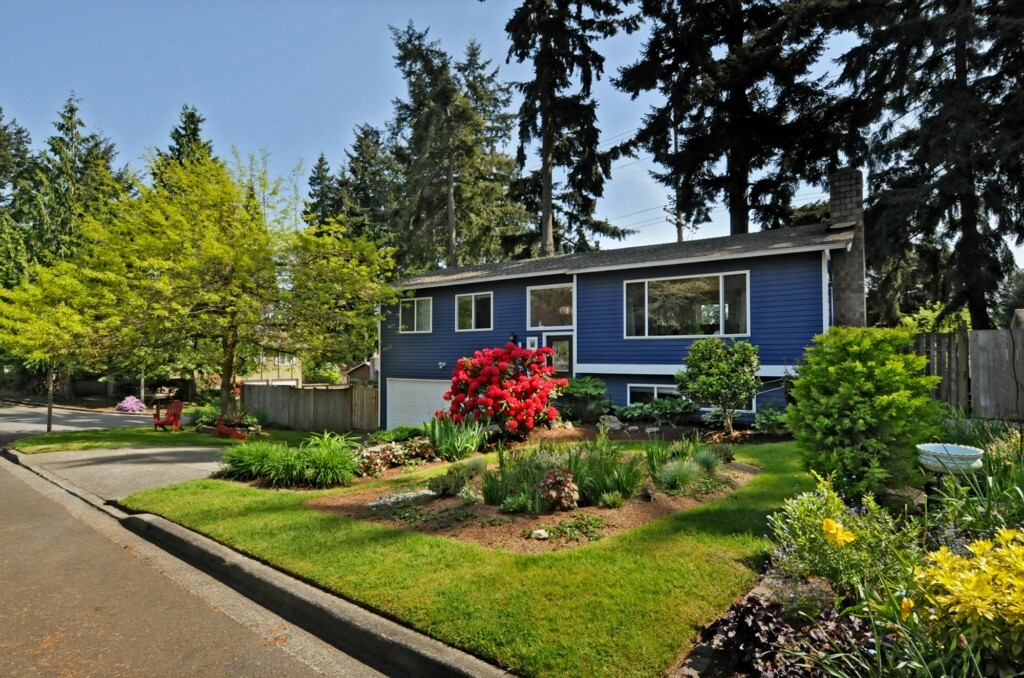 Property Photo:  9037 NE 132nd Place  WA 98034 