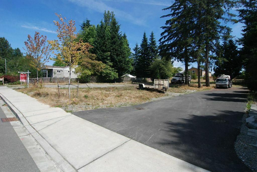 Property Photo:  14326 77th Ave NE  WA 98034 