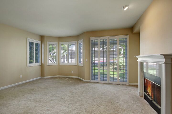 Property Photo:  2840 139th Ave SE 18  WA 98005 