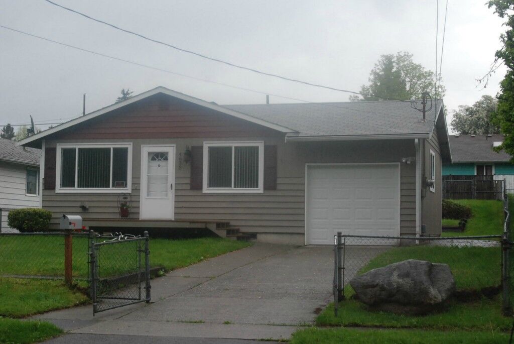 Property Photo: 4635 E E St WA 98404